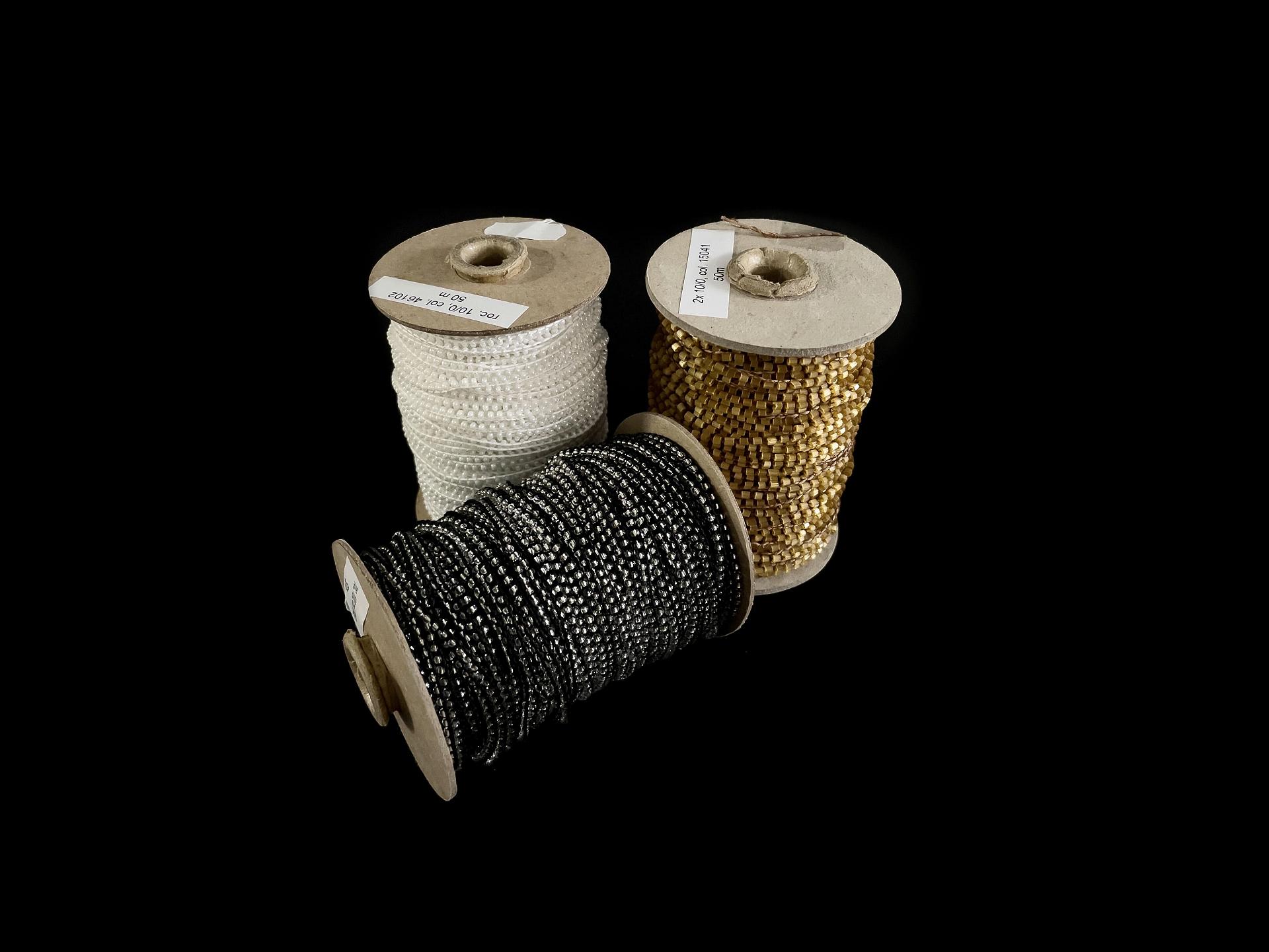 FETTUCCE CORDINI PERLINE PAILLETTES INFILATE ECC.